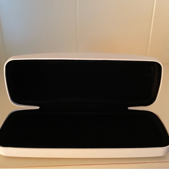 Calvin Klein Hinged Hard Leather Eyeglass Case - Picture 5 of 6